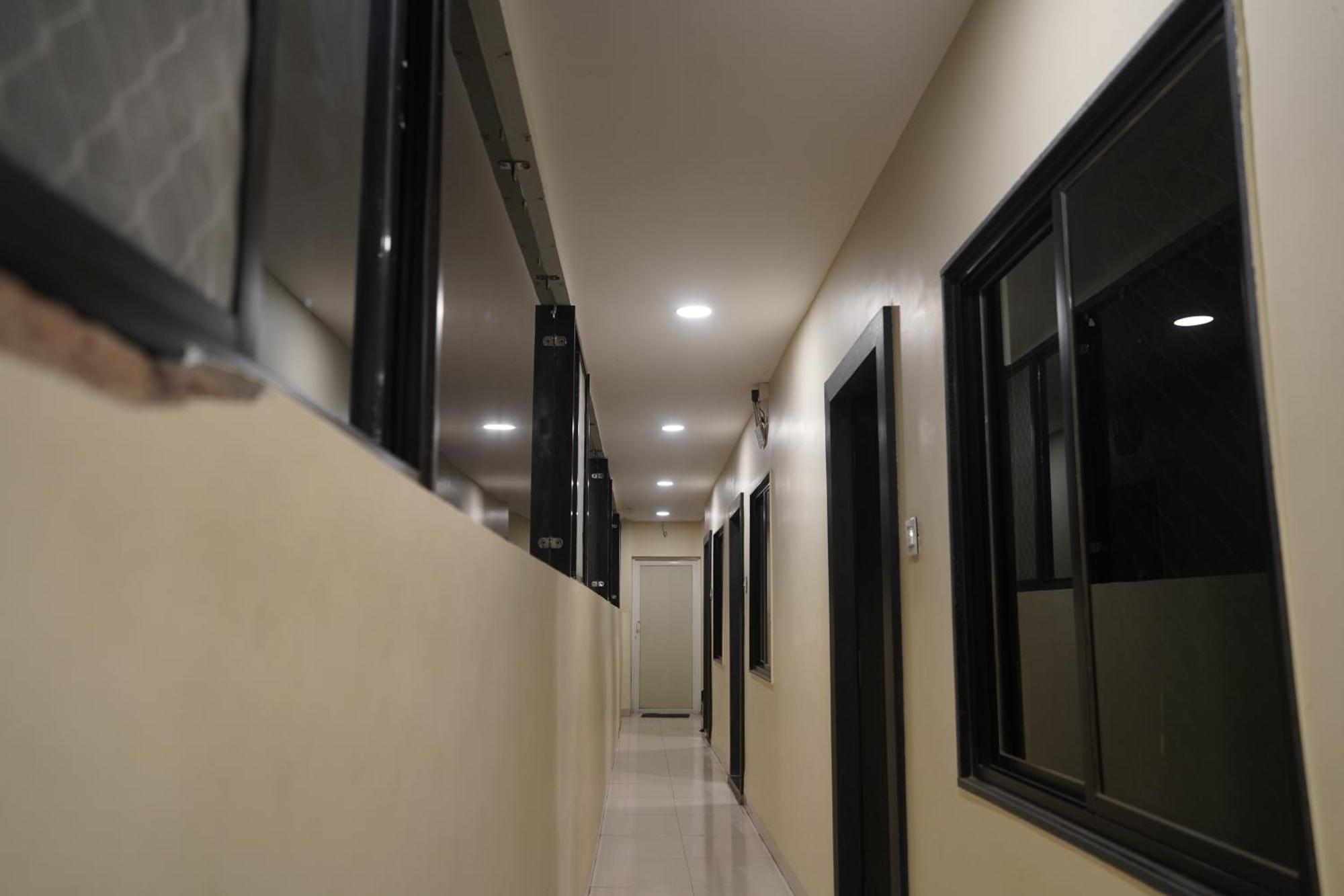 Hotel Dev Kripa Udždžain Exteriér fotografie